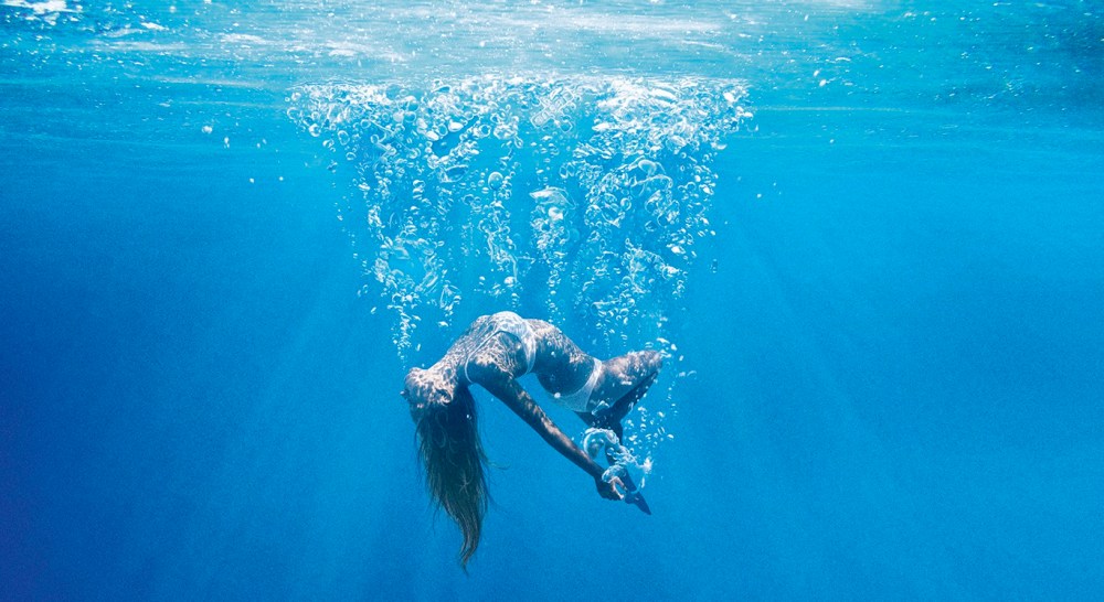 under-silver-lake-mitchell_0